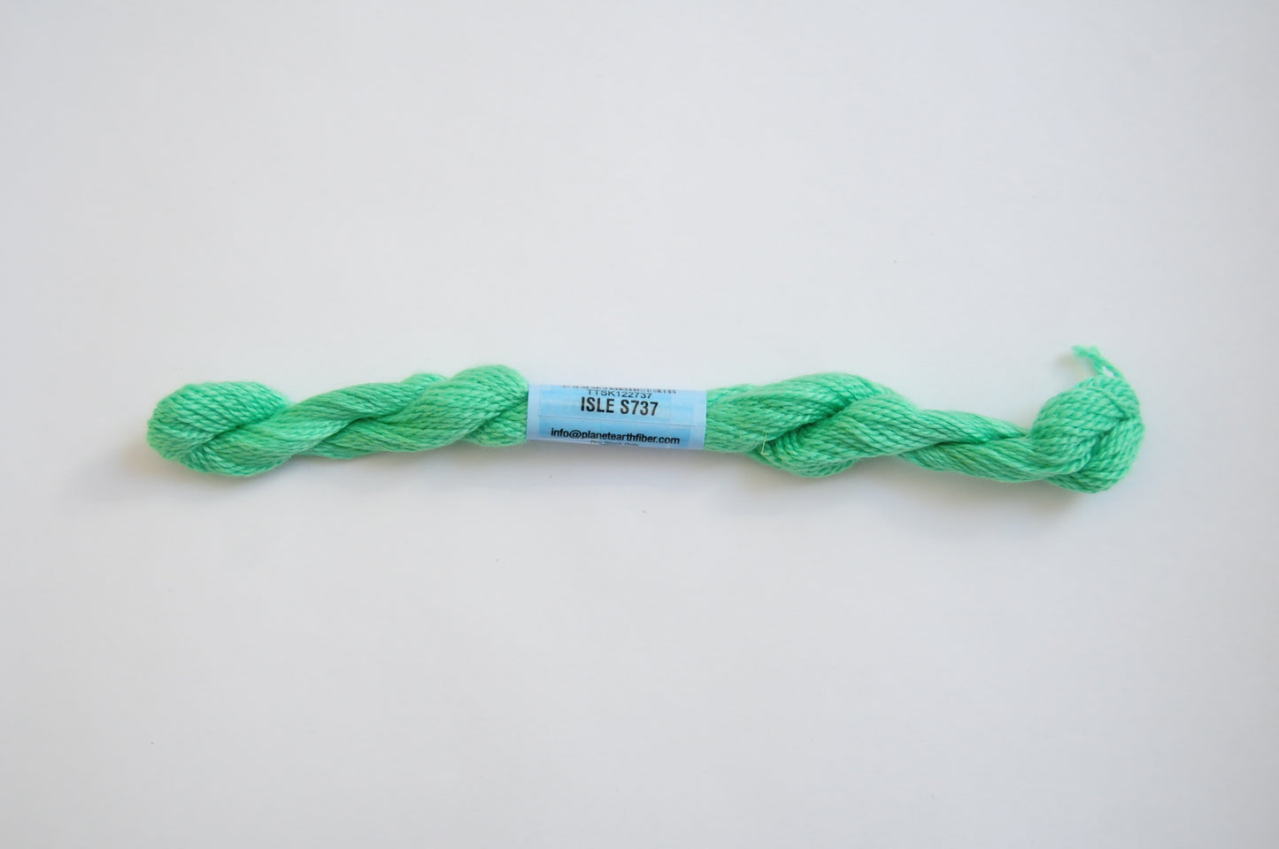 Essentials Skein - Isle 737