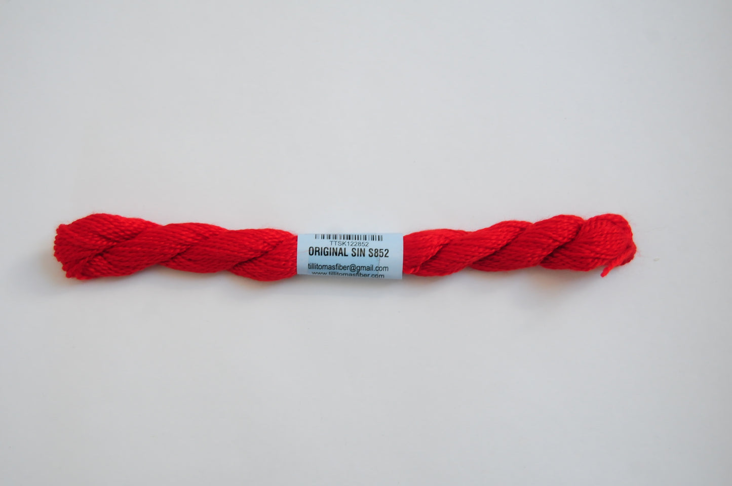 Essentials Skein - Original Sin 852