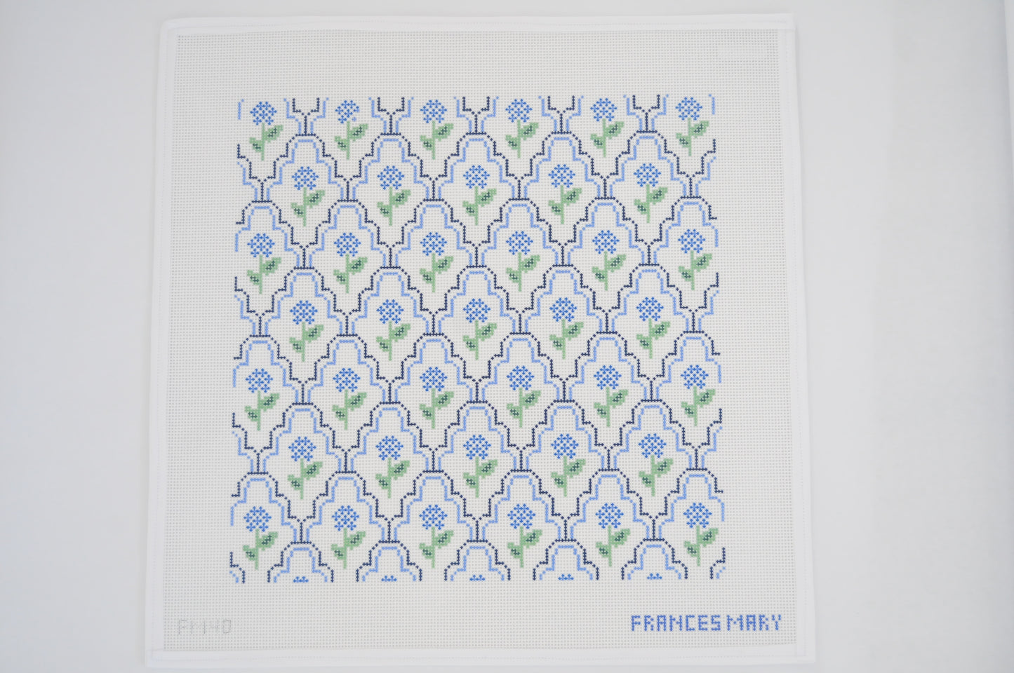 SCALLOP HYDRANGEA PILLOW