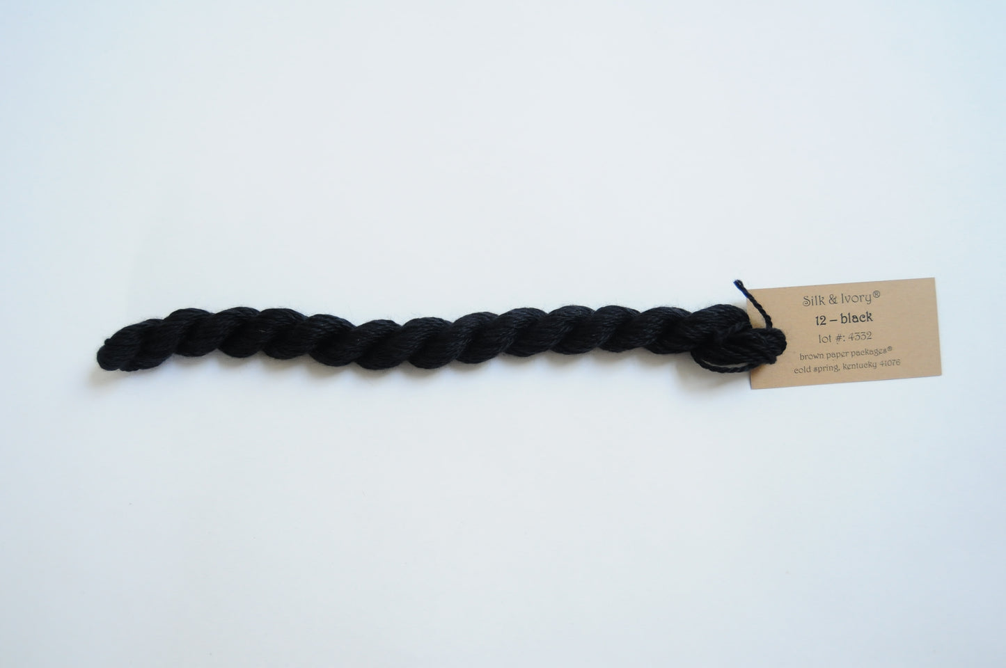 Silk & Ivory Skein - Black 012