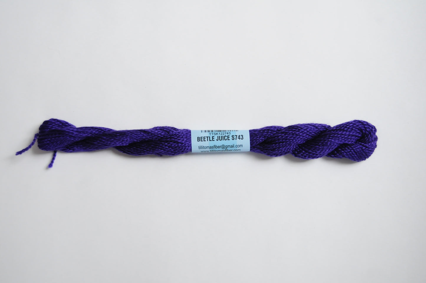 Essentials Skein - Beetle Juice 743