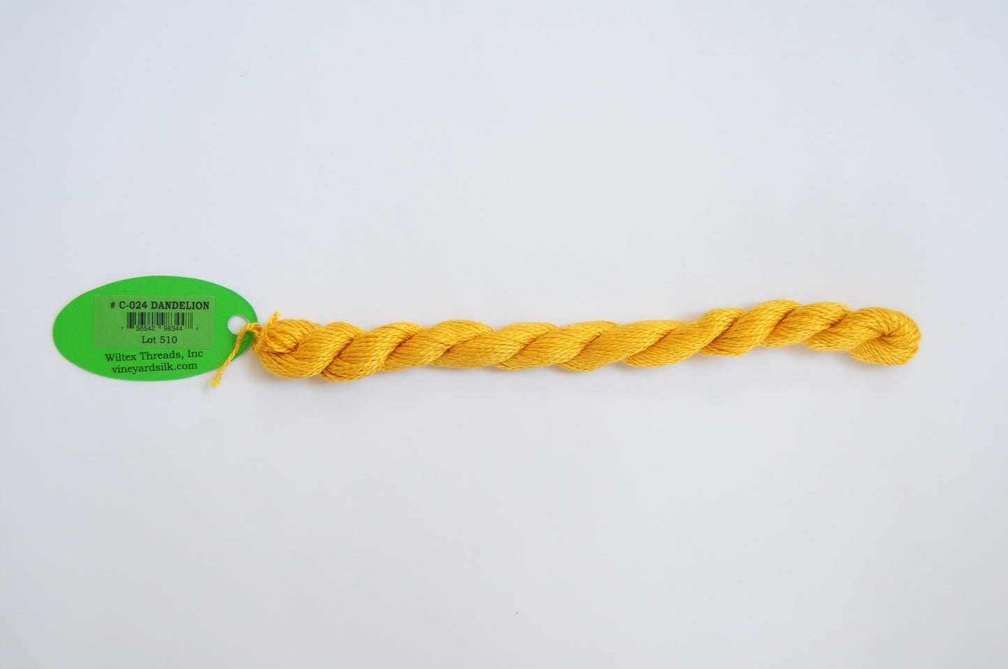 Vineyard Silk Classic Skein - Dandelion 024