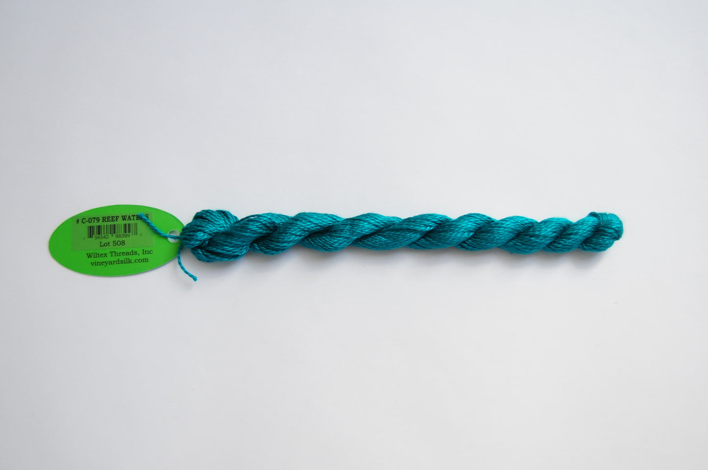 Vineyard Silk Classic Skein - Reef Waters 079