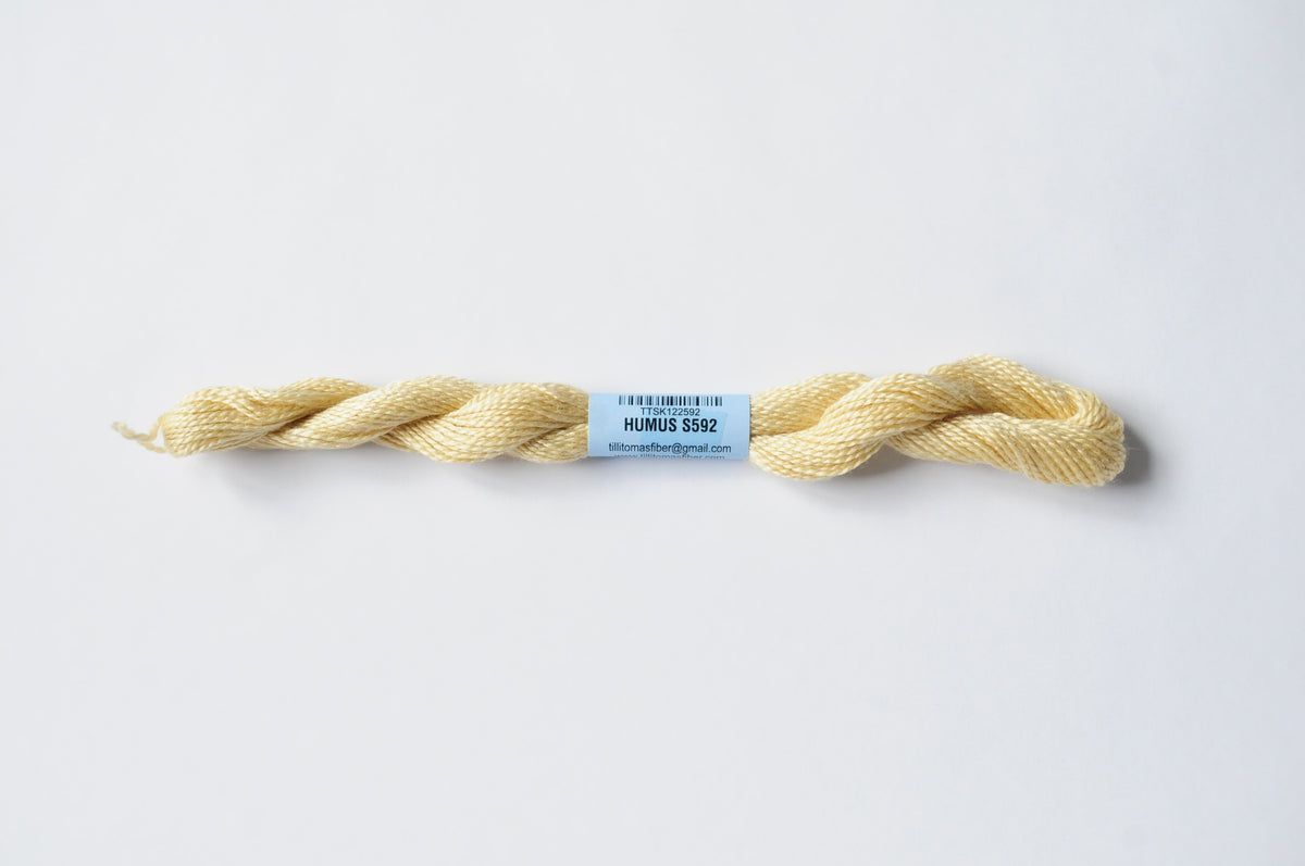 Essentials Skein - Humus 592