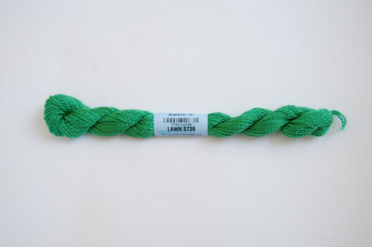 Essentials Skein - Lawn 739