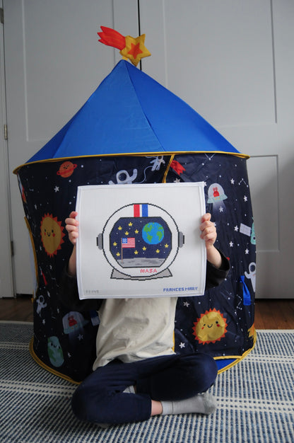ASTRONAUT HELMET