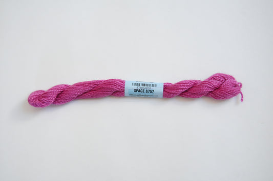 Essentials Skein - Space 757