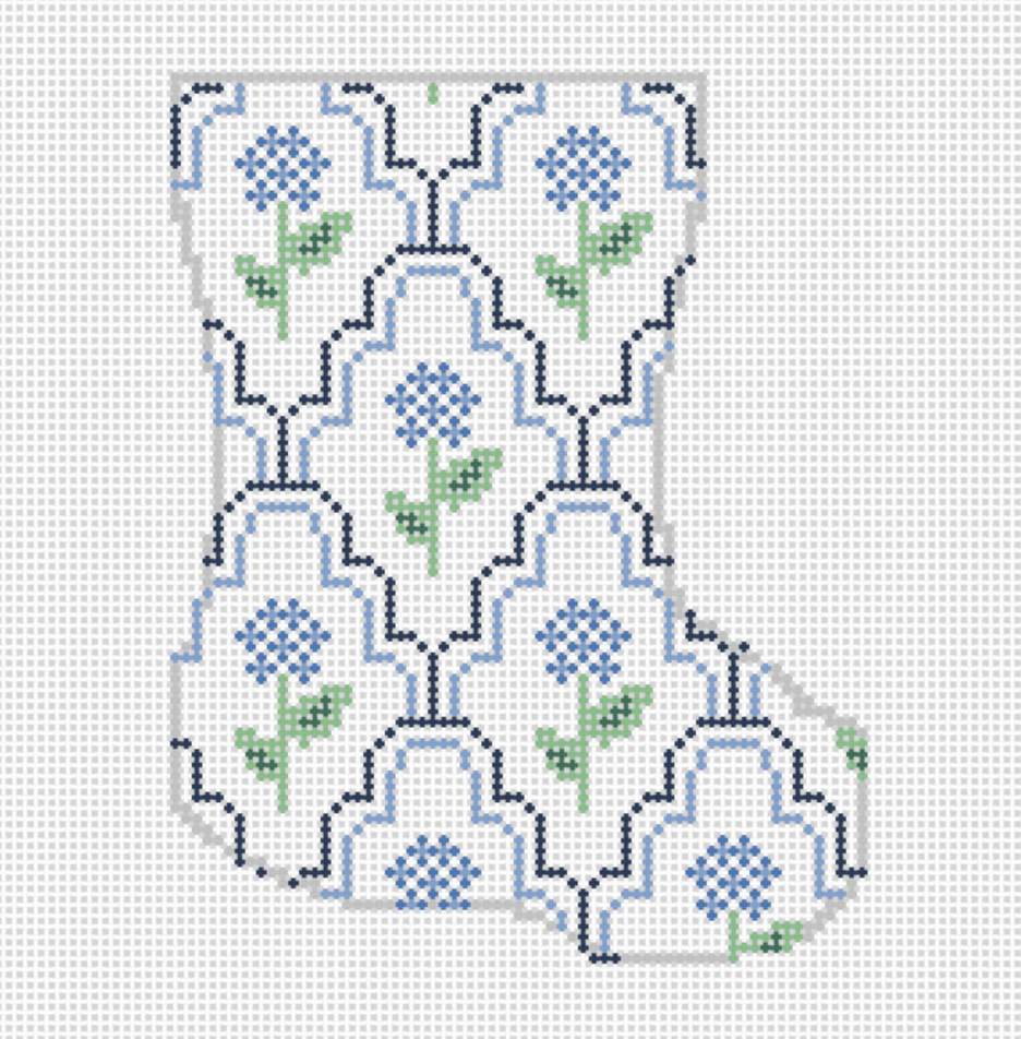 PREORDER: SCALLOP HYDRANGEA MINI STOCKING